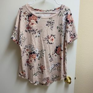Maurices Floral Tee. Size XXL.
